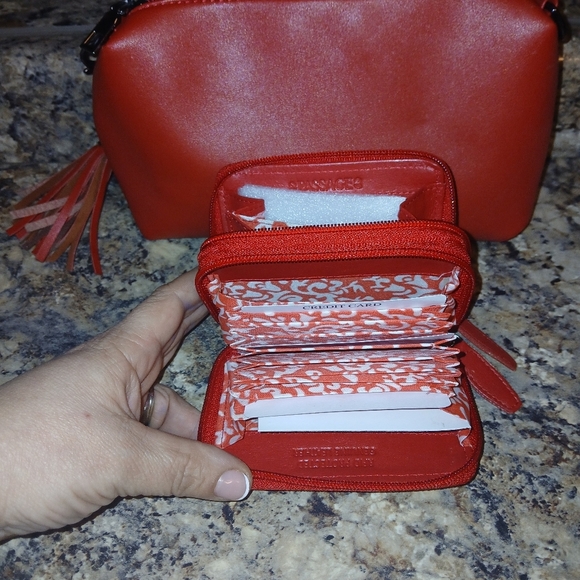 Elegant Red Women's Bag Purse Set With Wallet - Picture 3 of 4